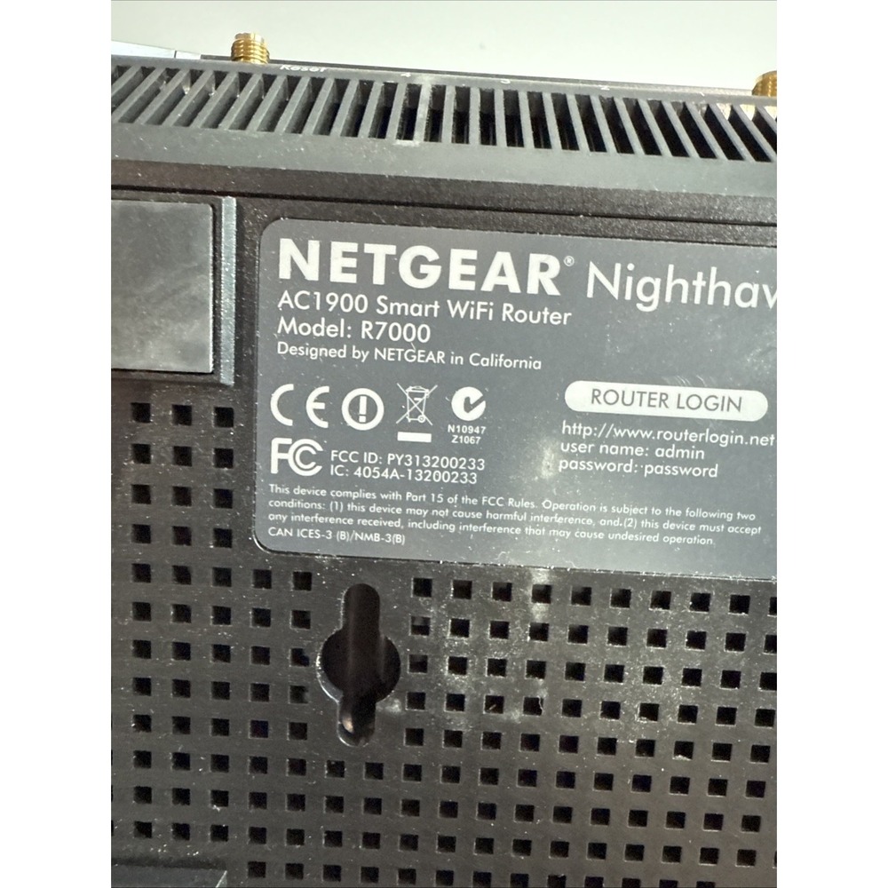 NETGEAR Nighthawk R7000 Smart WiFi Wireless Router AC1900 Gaming Streaming - Picture 9 of 16